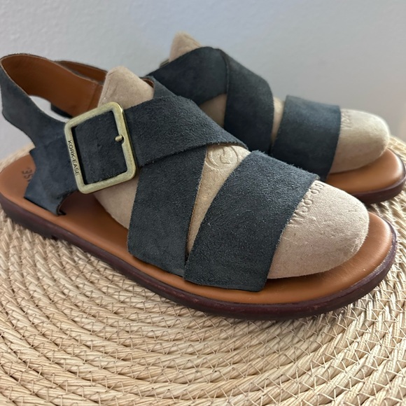 Leather Kork-Ease Nara Sandals with Adjustable Strap - Picture 1 of 10